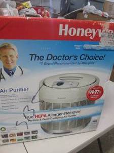 honeywell air purifier powers on ...