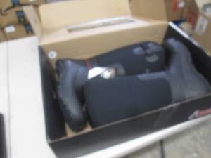 rocky 12m boots look new ...