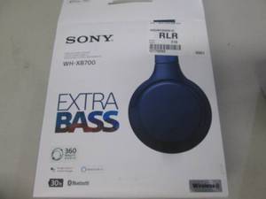 sony wh-xb700 wireless stereo heads...