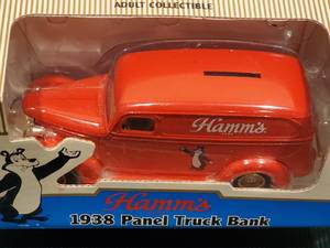 lot 159 image: New in Box Ertl Collectables Hamms 1938 Panel Truck Bank