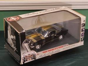 lot 163 image: New in Box Shelby Collectables 1966 Shelby GT 350H 118 Die Cast Car