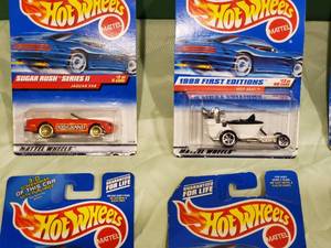 lot 194 image: New (6) Hot Wheels Collectable Cars
