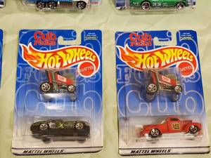 lot 201 image: New (6) HOTWHEELS Collectable Cars