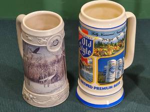 lot 248 image: (2) Heilemans Old Style & (2) Miller Mugs Lot