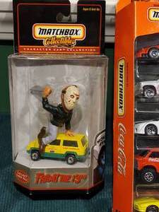 lot 255 image: (4) Collectible Matchbox Cars Lot