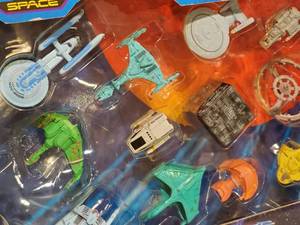 lot 290 image: Micro Machine Limited Edition Star Trek Collectors Set