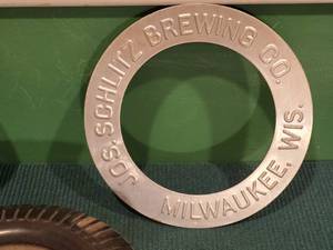 lot 304 image: (6) Mancave Bar Accessories Lot