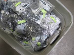 WHOLESALE MIXED PALLET OF MICELLANOUS HALF CLAMPS AND SUSPENSION CLAMPS