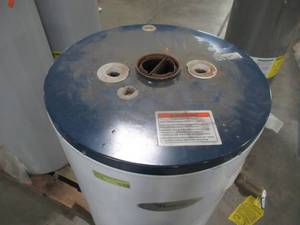 Whirlpool 50-Gallon Tall 6-Year Natural Gas Water Heater N50T61-403