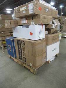 WHOLESALE MIXED PALLET OF SMALL HOUSEWARES AND HOME DECOR