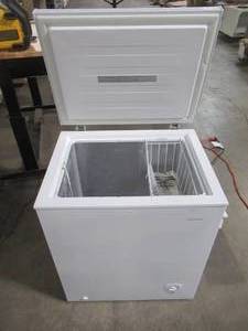 Frigidaire Freezer with 5 cu. ft. Capacity, White Door, Manual Defrost, CSA Certified in White FFFC05M2UW