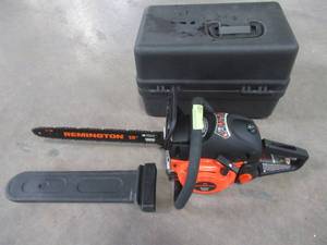 Remington Rebel 16 in. 42 cc 2-Cycle Gas Chainsaw with Automatic Chain Oiler and Heavy-Duty Carry Case Included, RM4216CS Rebel - RunsWorks Great