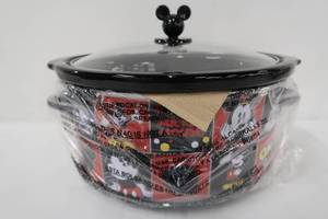 lot 267 image: Disney Mickey Mouse 5-Quart Slow Cooker with 20-Ounce Dipper