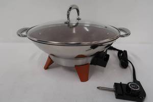 lot 273 image: Teewok1C Todd English Electric Wok Copper Skillet
