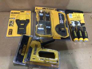 MIX LOT OF DEWALT TOOLS Customer Returns See Pictures