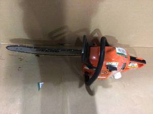 16 in. 30.5 cc Gas 2-Stroke Cycle Chainsaw by ECHO Customer Returns See Pictures