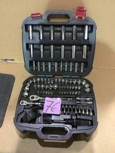 Husky Mechanics Tool Set (111-Piece) Brand HUSKY Customer Returns See Pictures