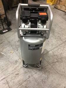 Husky 20 Gal Air Compressor customer return in good condition see pictures