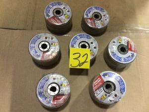 lot 32 image: 4-12 in. 60-Grit Steel Demon Grinding and Polishing Flap Disc with Type 29 Conical Design (5-Pack) by DIABLO Customer Returns See Pictures