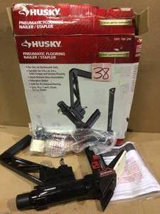 Pneumatic 3-in-1 15.5-Gauge and 16-Gauge 2 in. Flooring Nailer and Stapler with Quick Jam Release by Husky&nbsp&nbspCustomer Returns See Pictures&nbsp
