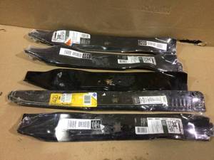 Powercare 38 in. Lawn Tractor Mower Blades (2-Pack)&nbsp&nbspCustomer Returns See Pictures&nbsp