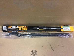 18 in. x 29 in. Extendable Indexing Pry Bar by GEARWRENCH&nbsp&nbspCustomer Returns See Pictures&nbsp