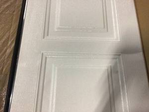 Clopay Classic Collection 8 ft. x 7 ft. 6.5 R-Value Insulated White Garage Door missing 1 panel see pictures
