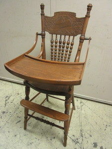 lot 510 image: VINTAGE SOLID WOOD HIGH CHAIR