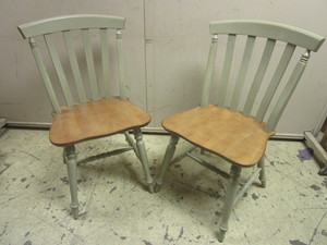 lot 512 image: SOLID WOOD CHAIRS