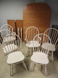 lot 514 image: ATHOL FURNITURE COUNTRY-STYLE SOLID OAK DINING TABLE, CHAIRS, LEAVES