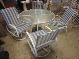 lot 518 image: PATIO SET, TABLE, CHAIRS