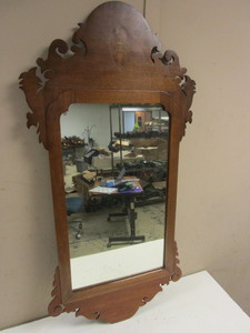 lot 526 image: VINTAGE WOOD-CRAFTED WALL MIRROR