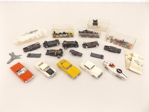 Lot of Vintage 1960s Aurora HO Slot Car Pieces and Parts