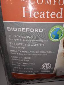 lot 241 image: Biddeford King Size Comfort Knit Heated Blanket
