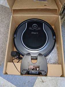lot 4 image: Shark ION Robot Vaccum