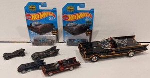 lot 204 image: Collectible Batman Cars - Hot Wheels, Die Cast, Etc.