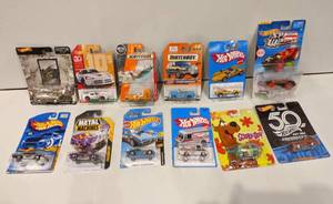 lot 205 image: Mixed Lot of New Collectible Hot Wheels & Matchbox Cars