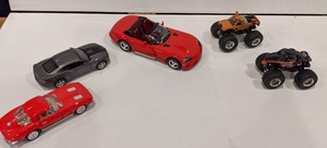 lot 207 image: Die Cast Cars & Monster Trucks