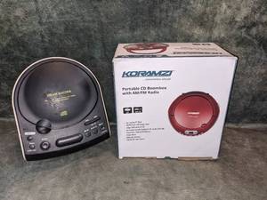 lot 124 image: Sony Dream Machine & Koramzi Portable Boombox