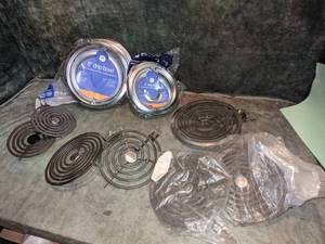 lot 161 image: Replacement Burners & Drip Pans for Electric Stoves
