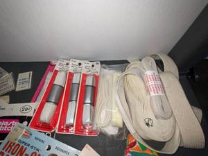 lot 74 image: Vintage Sewing Notions & More