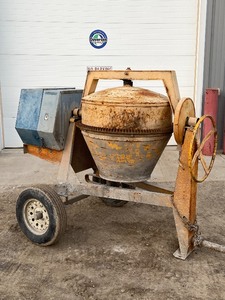 lot 1-B image: Stone Cement Mixer