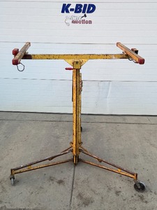 lot 8 image: TelPro Drywall  Material Hoist