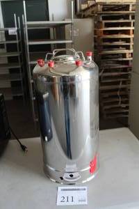 lot 211 image: 2017 Alloy Products Corp Stainless Steel Tank