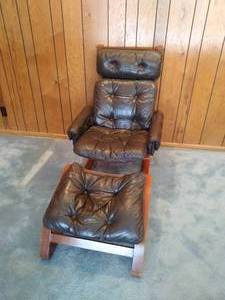 Siesta Style Chair and Ottoman