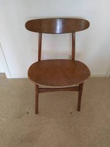 MCM Sitting Chair