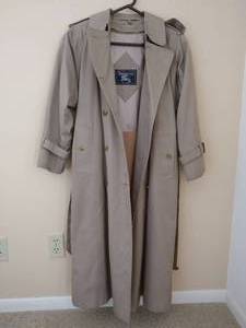 Womens Burberry Trench Coat