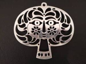 Vintage Trivet