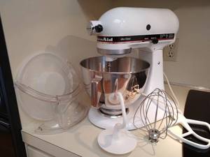 Kitchen Aid Mixer with Accessories