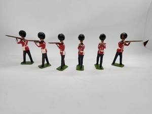 W. Britain Metal Toy Soldiers- Coldstream Guards
